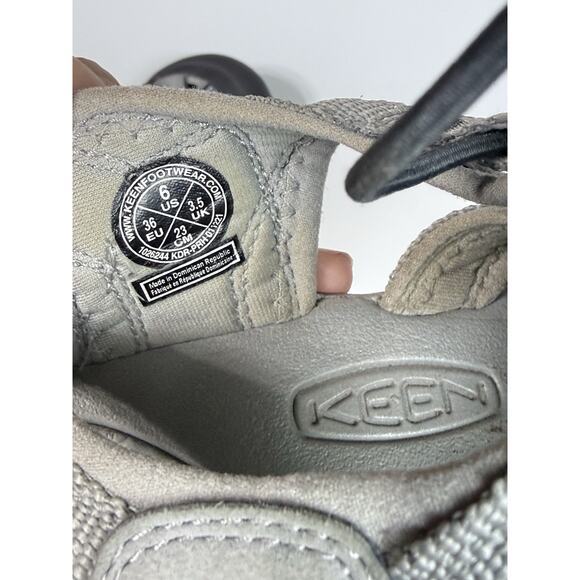 KEEN Waterproof Sport Sandals Gray Women’s US 6 EU 36 Hiking Walking - Picture 8 of 8